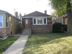 1st image of 6713 W Montrose Ave