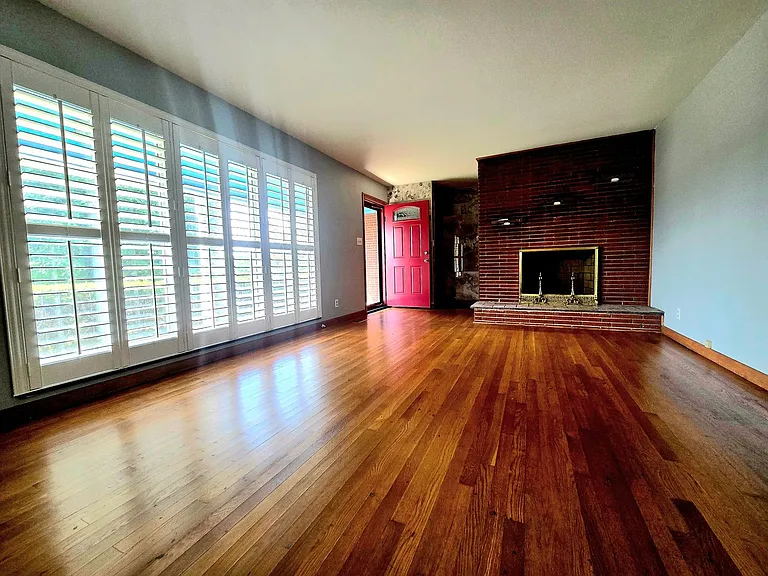 101 Madora Dr — Photo 7