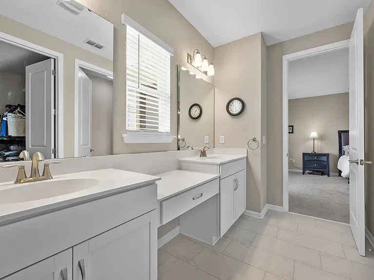405 Rum Runner Way St — Photo 12