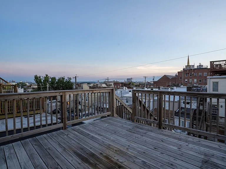 922 S Clinton St — Photo 18
