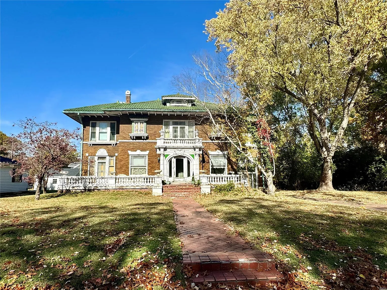 1029 Saint Louis St photo 1