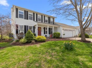 525 Brookneal Dr, Saint Charles, MO