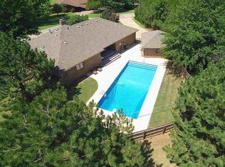 8 N Sunset Rd, Wellington, KS 67152