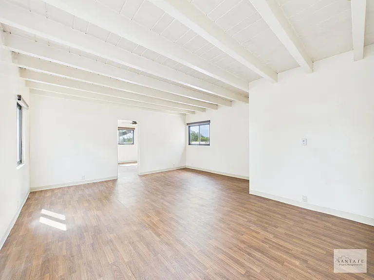 510 Sunset St — Photo 6