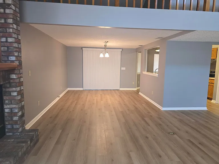 3929 Balsam Dr — Photo 7