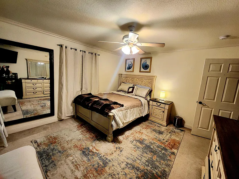 Room #2 upstairs new furniture double occupancy availiable for additional 90$ per week