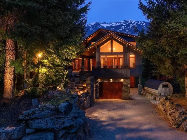 6260 Bishop Way, Whistler, BC V8E 0C6