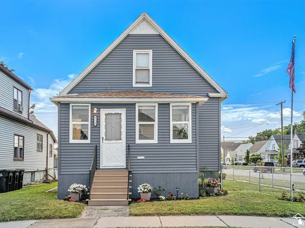 371 Ford Ave, Wyandotte, MI 48192