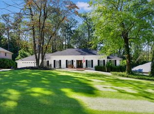 5735 Riverwood Dr, Atlanta, GA 30328