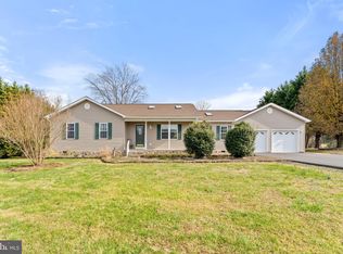 9367 Stonegate Ln, Rhoadesville, VA 22542