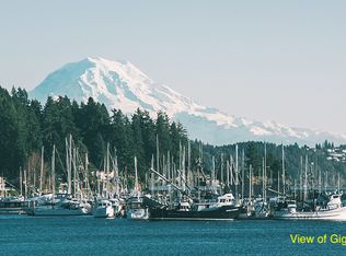 8013 Goodman Dr NW, Gig Harbor, WA 98332
