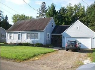 11 Weatherbee St, Warren, PA 16365