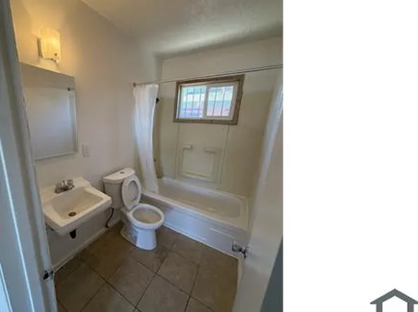 2601 Cedar Ave APT 3, Las Vegas, NV 89101