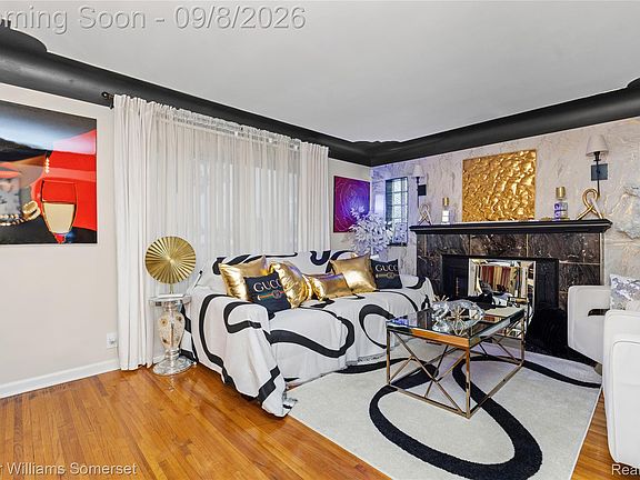 5th image of 18710 Lesure St