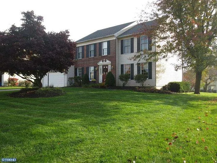 921 Lamberhurst Close photo 1
