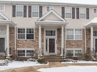 839 S Insignia Ct, Palatine, IL 60067