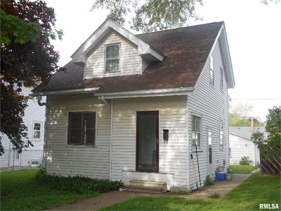 1st image of 110 S Elmwood Ave