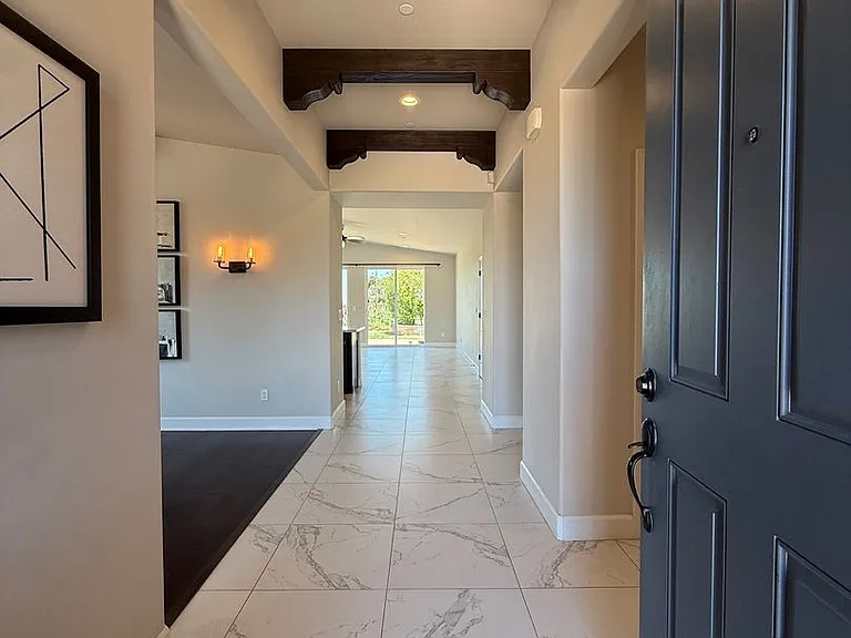 1137 Trilogy Cir — Photo 3