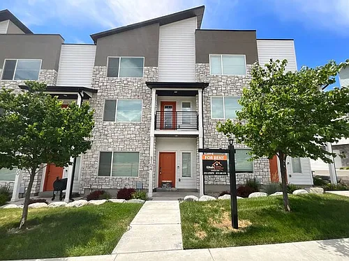 3104-1625 Eastside Dr Photo 1 3104-1625 Eastside Dr Photo 1