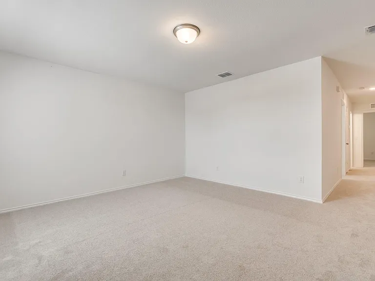 16025 Malaya St — Photo 16