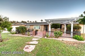 2nd image of 4009 E Patricia Jane Dr
