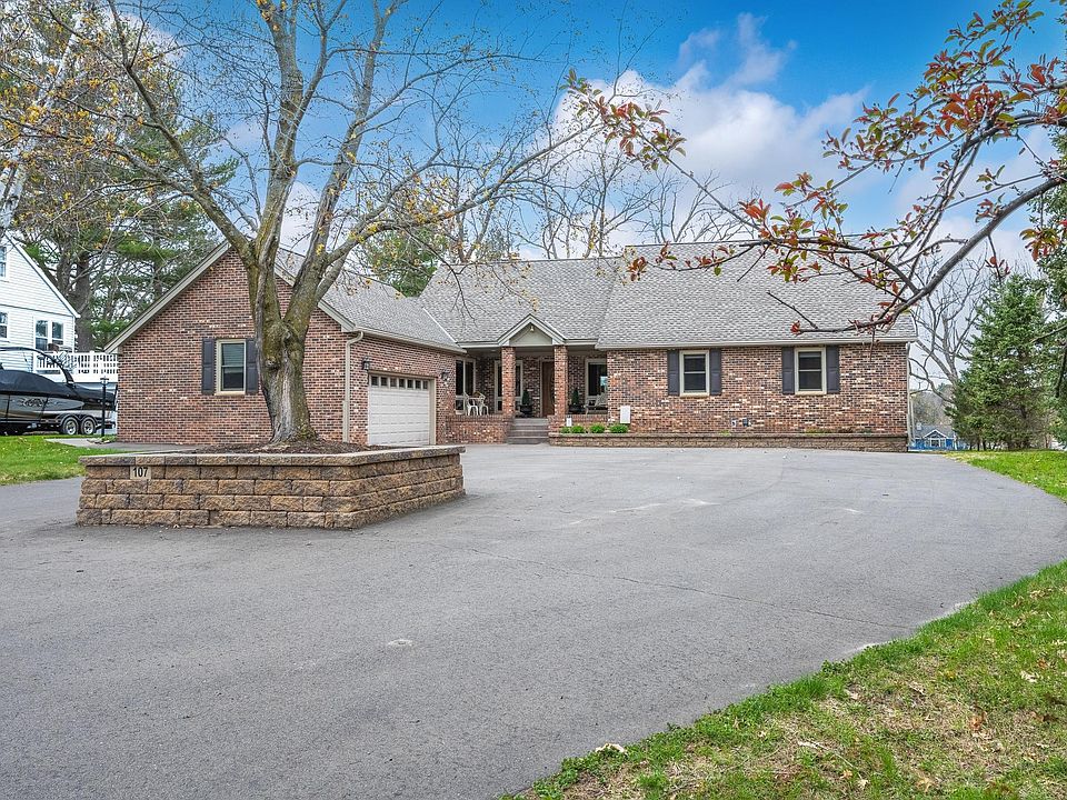 1st image of 107 Park Dr