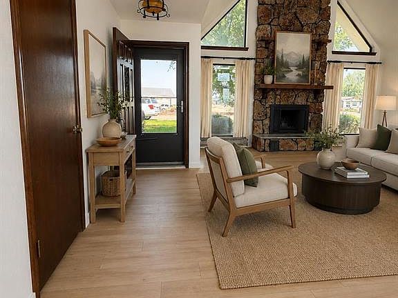 5th image of 2323 Pioneer Road
