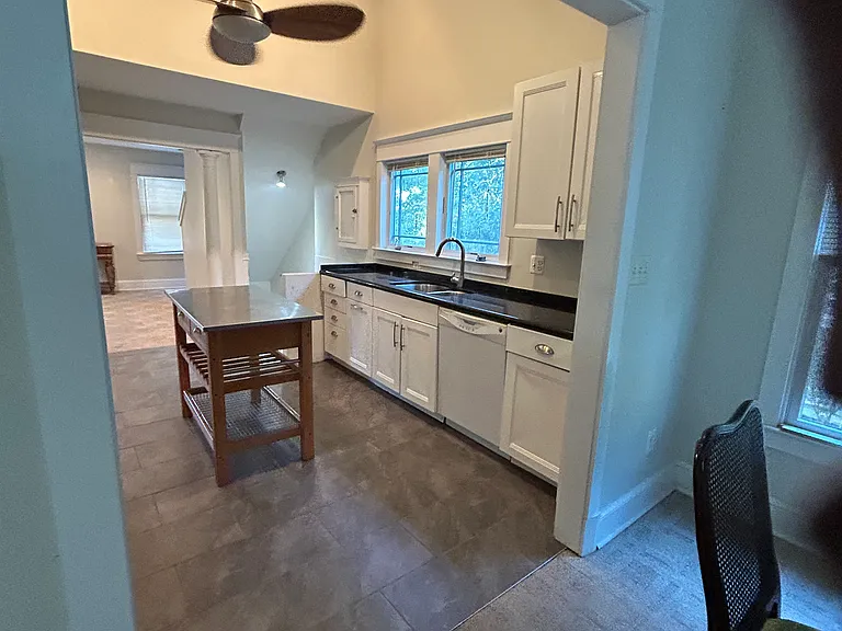 104 Franklin St #104 — Photo 4