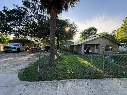 612 S Plant Ave Photo 1