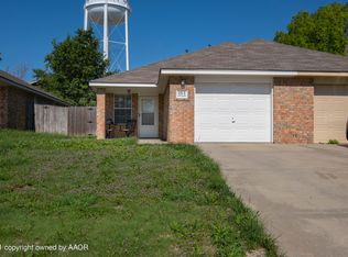 26 Windy Meadow Ln, Canyon, TX 79015