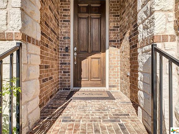 3rd image of 3908 Cole Valley Ln