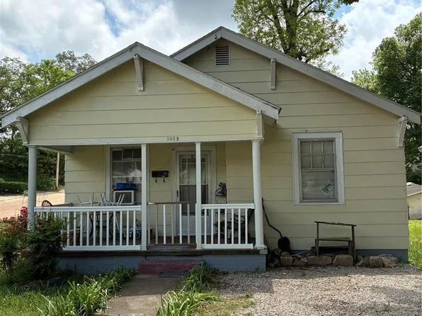 1002 Tremont St, Poplar Bluff, MO 63901