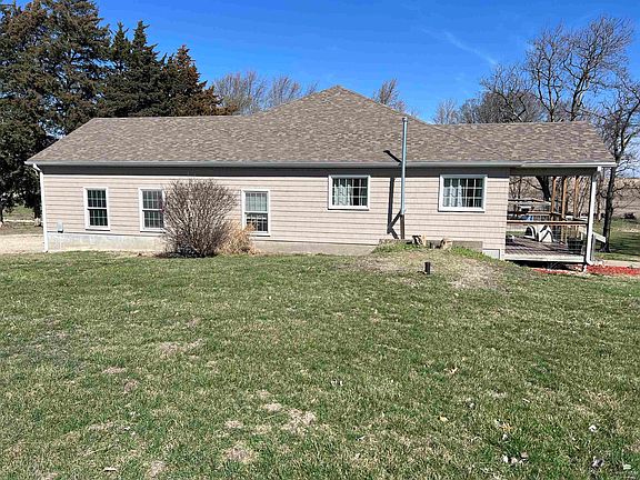 3rd image of 16205 Elm Slough Rd