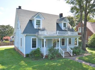 715 N Main St, Graham, NC 27253