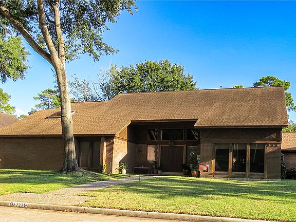 3rd image of 6723 Ashmore Dr