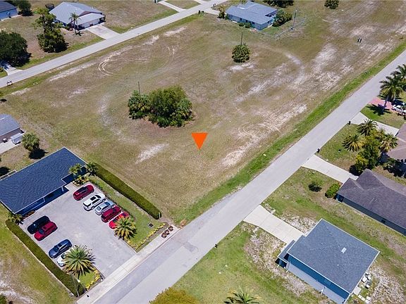3rd image of 625 & 621 SW 4th St