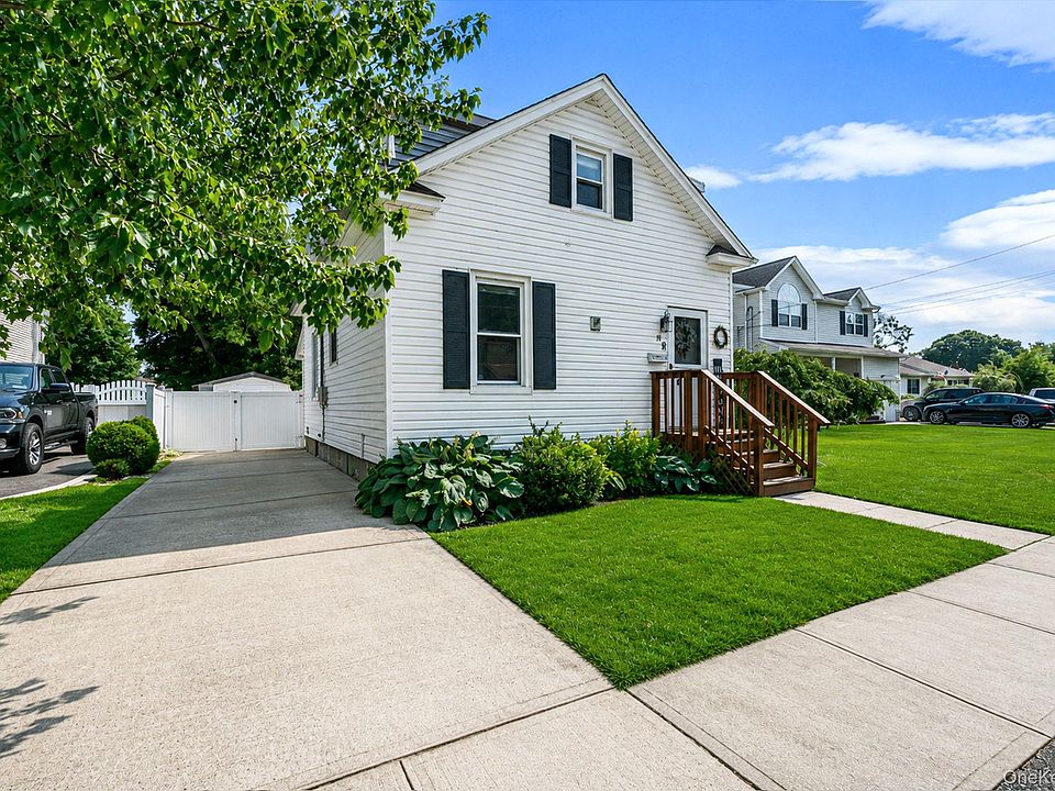 1st image of 74 Fairview Avenue