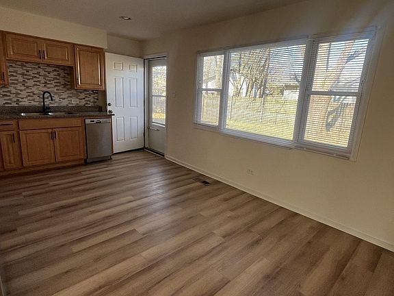 5th image of 1230 E 156th St