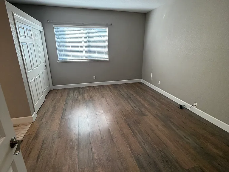 1605 Paseo Flores Dr — Photo 22