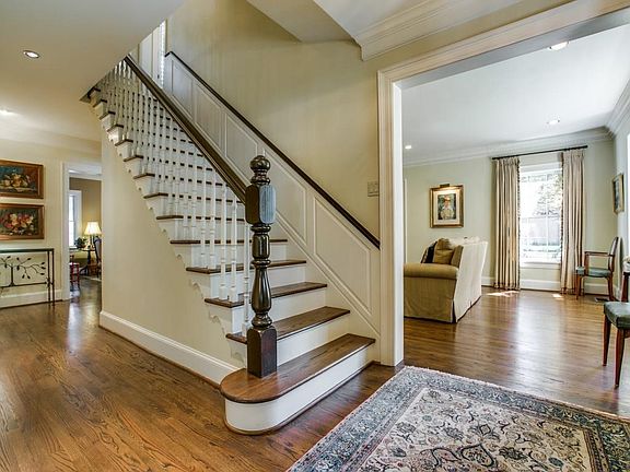 4th image of 4300 Arcady Ave