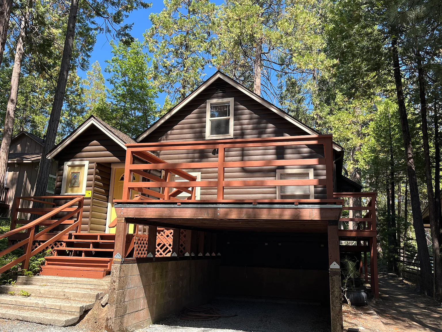 3 bed, 1.5 bath, 1056 sqft, $1,800 — Photo 2
