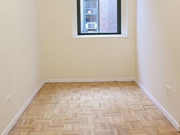 4th image of 502 E 79th St APT 4D