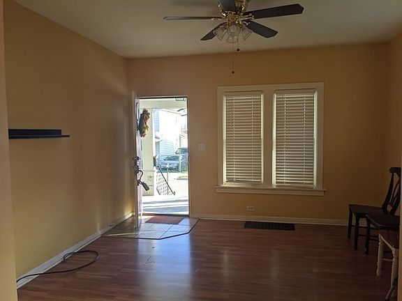 5th image of 307 Hyde Park St