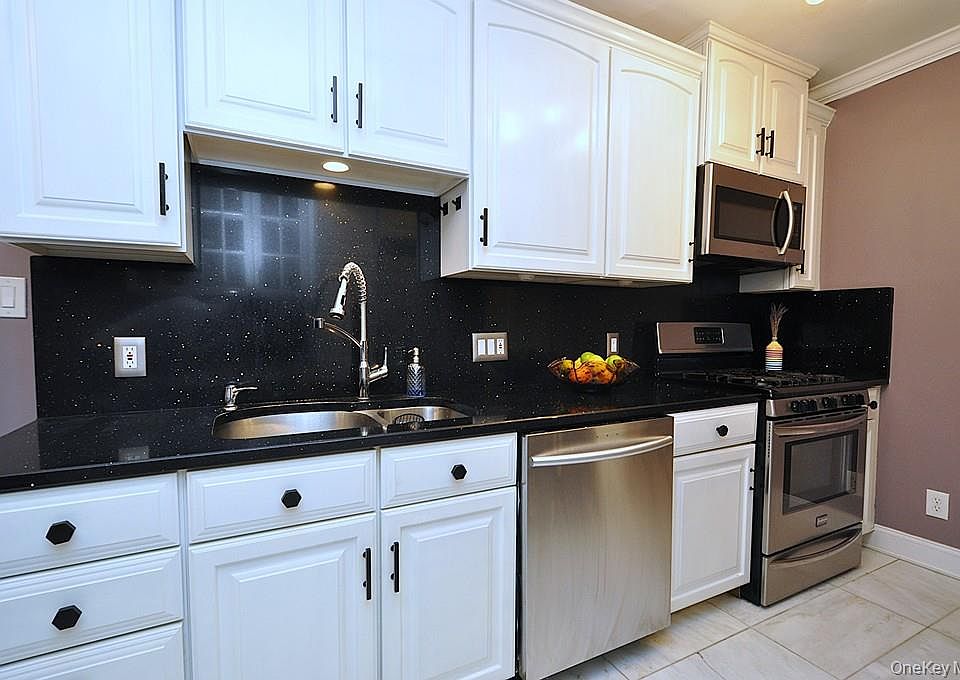 1st image of 280 Bronxville Road #4O