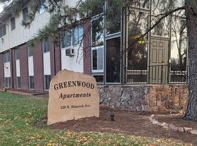 Hancock Avenue 229 North