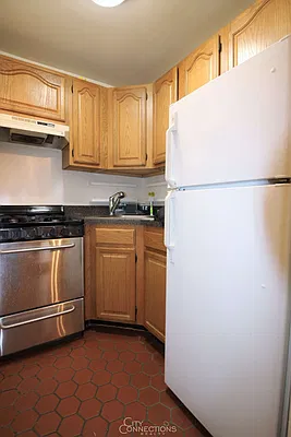 Rented by City Connections Realty | media 23