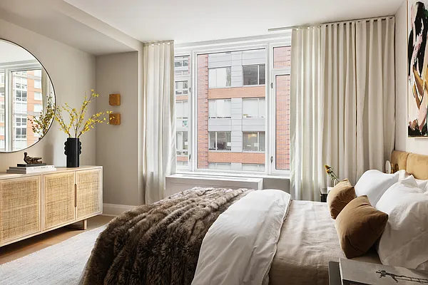 Sold by Corcoran | media 6