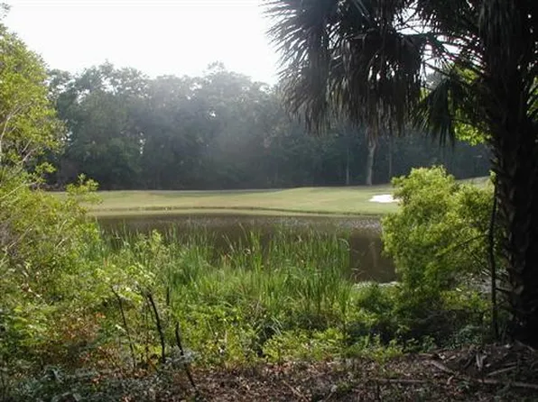 4 Bent Tree Ln, Hilton Head Island, SC 29926