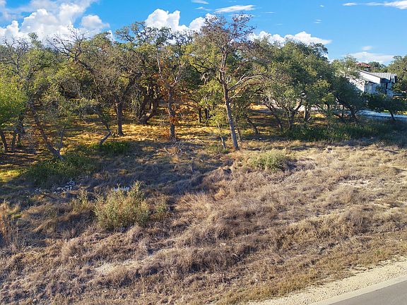 5th image of 942 Maximino Ridge Rd