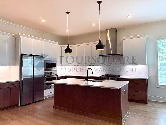 2204 Timberview Dr — Photo 24